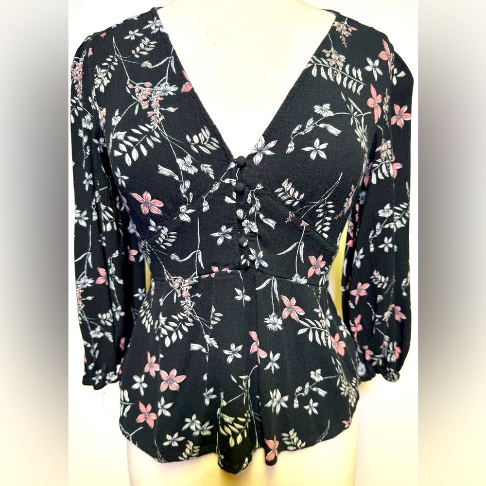 Woman’s Kismet blouse